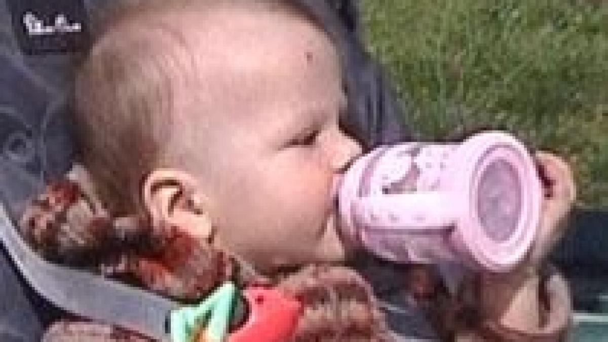 biberoane toxice medicii din sua cer prudenta la cumpararea lor din cauza unei substante video