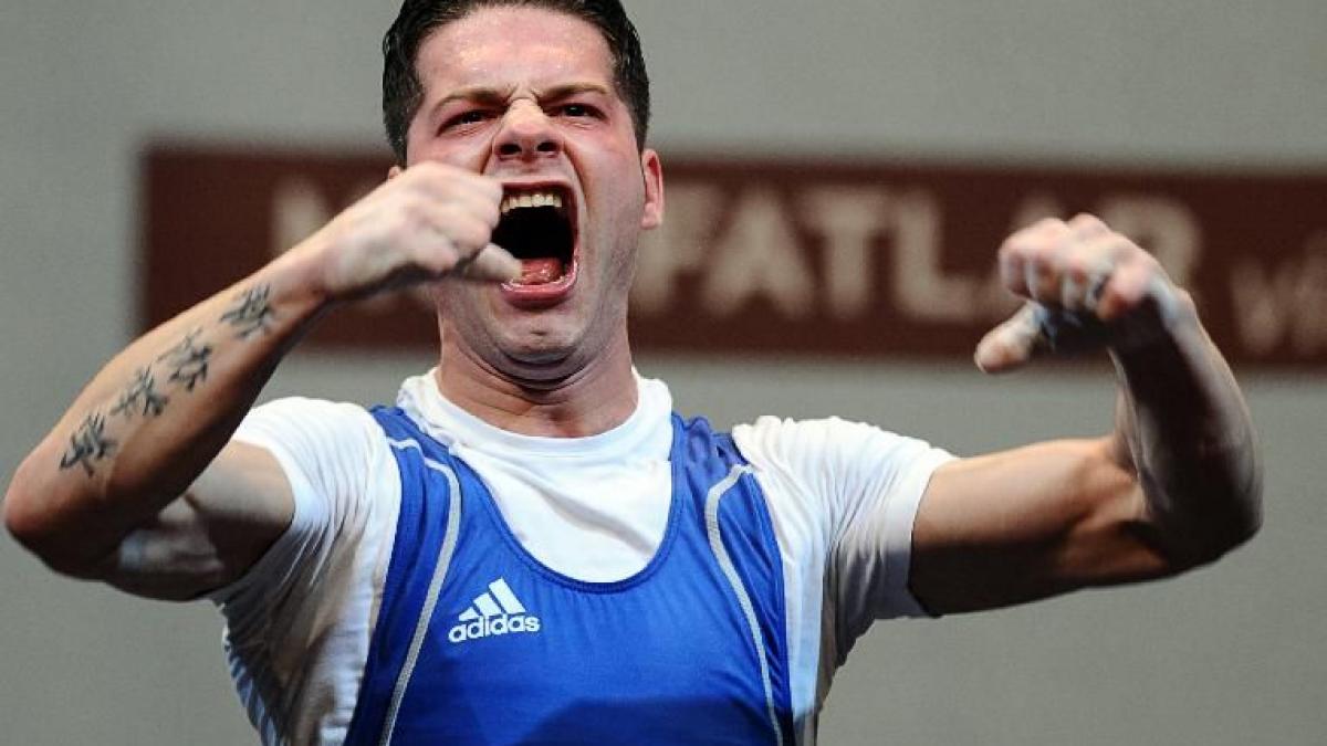 ninel miculescu triplu medaliat cu aur la campioantul european de haltere