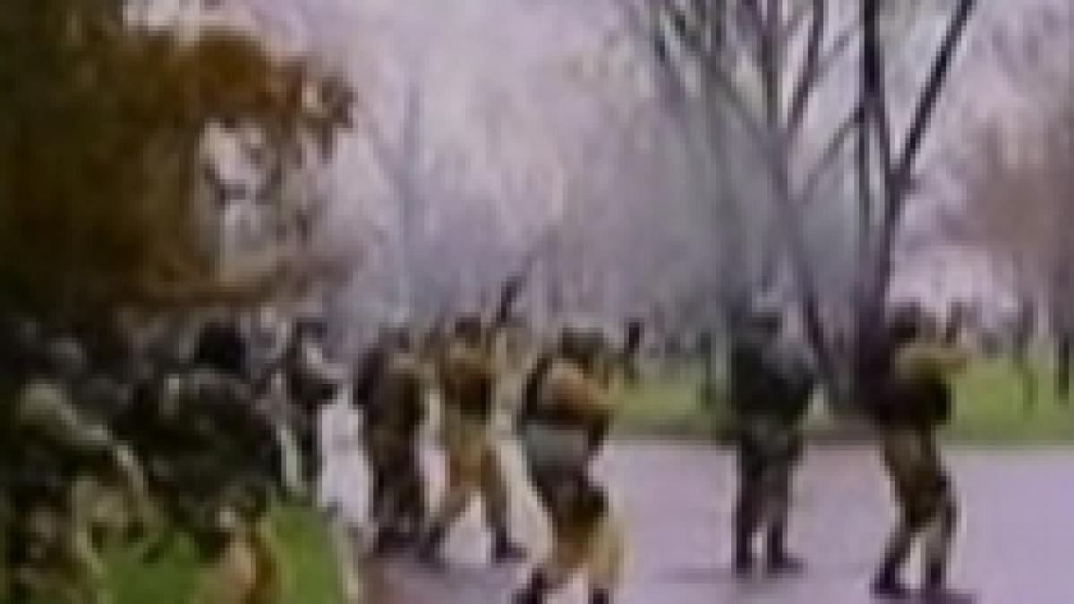 revolta din kargastan presedintele a parasit tara opozitia estimeaza peste 1 000 de victime video