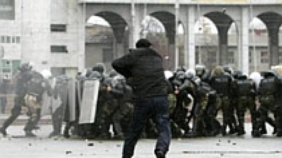 noua conducere kirgiza multumeste rusiei si anunta inchiderea bazei americane