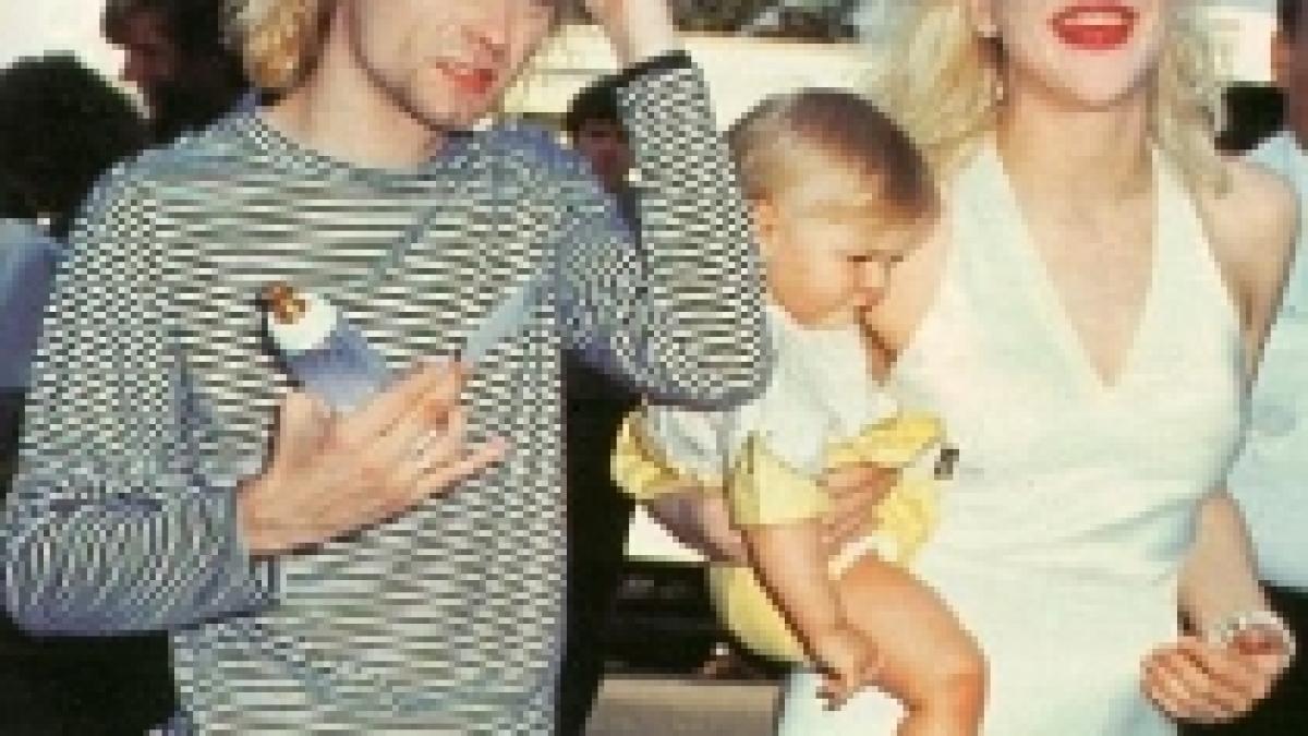povestea cuplului kurt cobain courtney love spusa pe marile ecrane de robert pattinson si scarlett