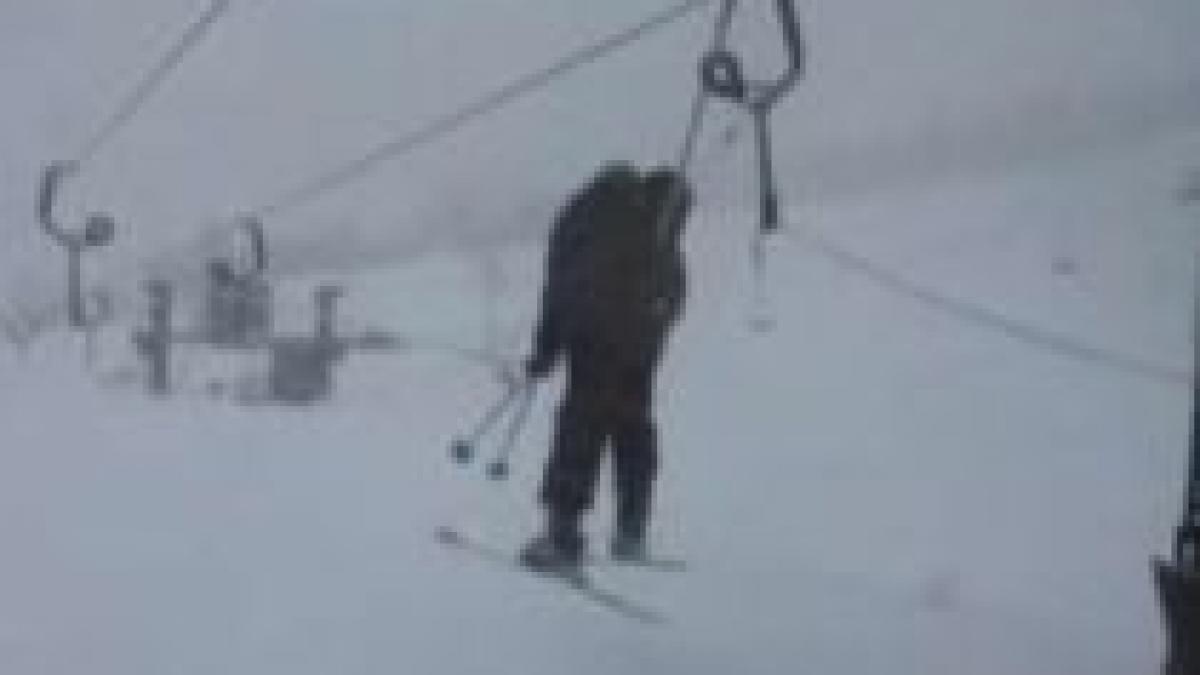 un schior american prins in capcana de teleschi video