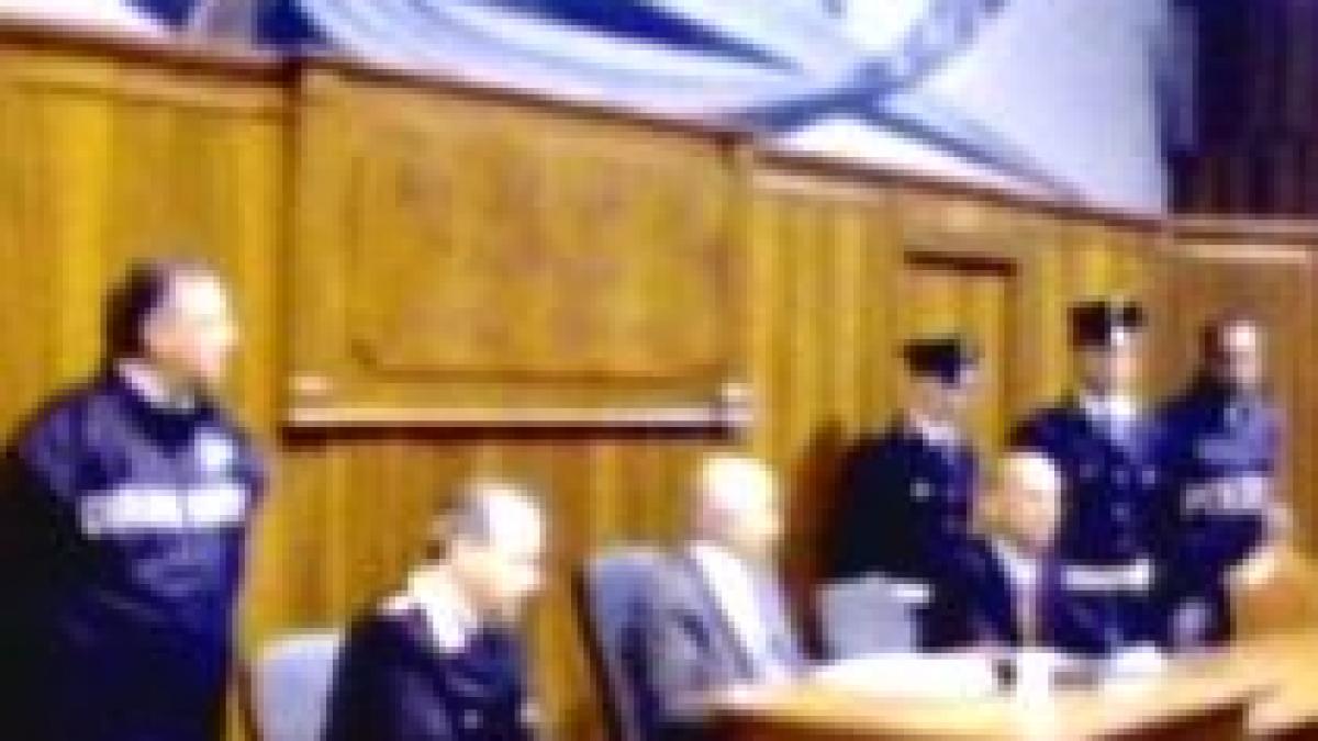 crima sinistra un roman a fost ucis si dizolvat in acid de patronul sau italian video