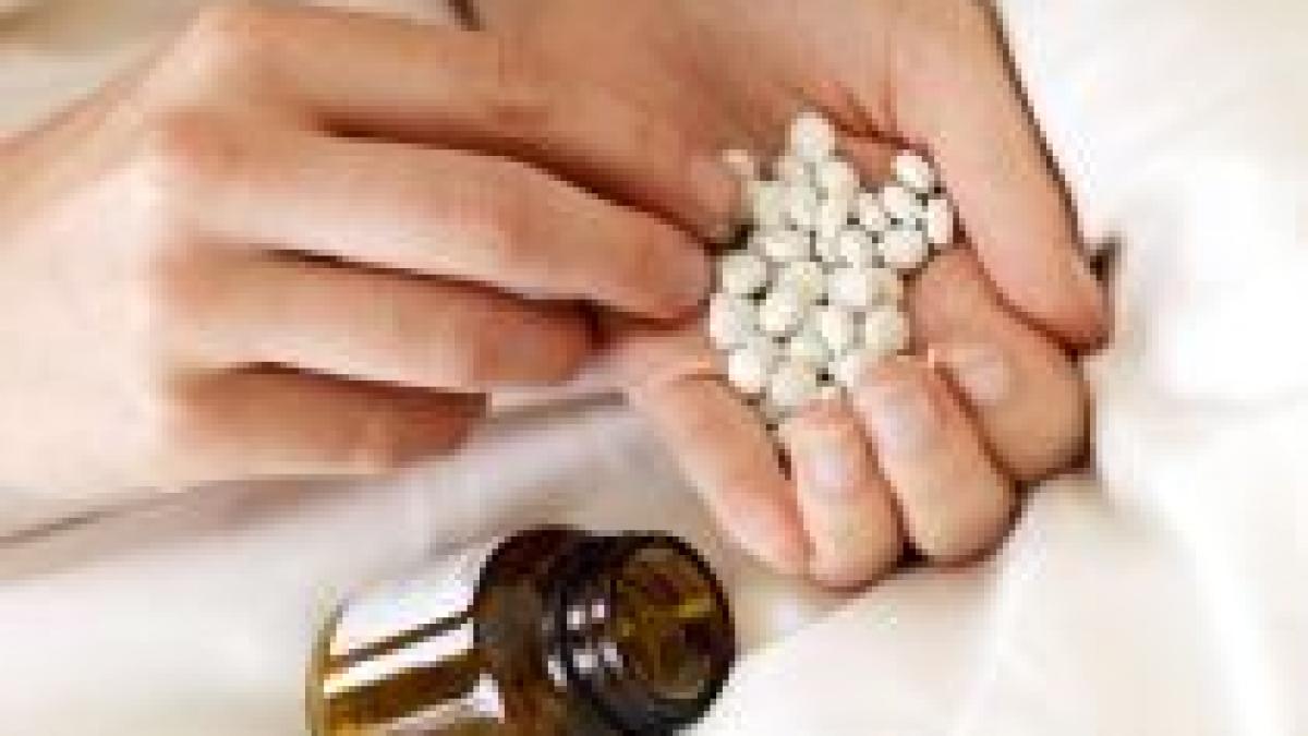 un iesean a incercat sa se sinucida inghitind 300 de pastile