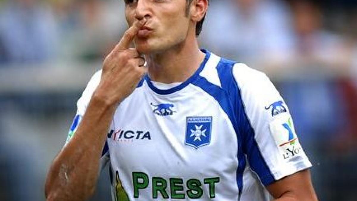 daniel niculae mentine auxerre in lupta pentru titlu l equipe i a dat cea mai mare nota