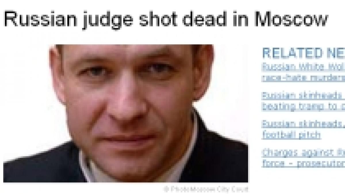 un judecator din moscova impuscat mortal in timp ce iesea din propria locuinta