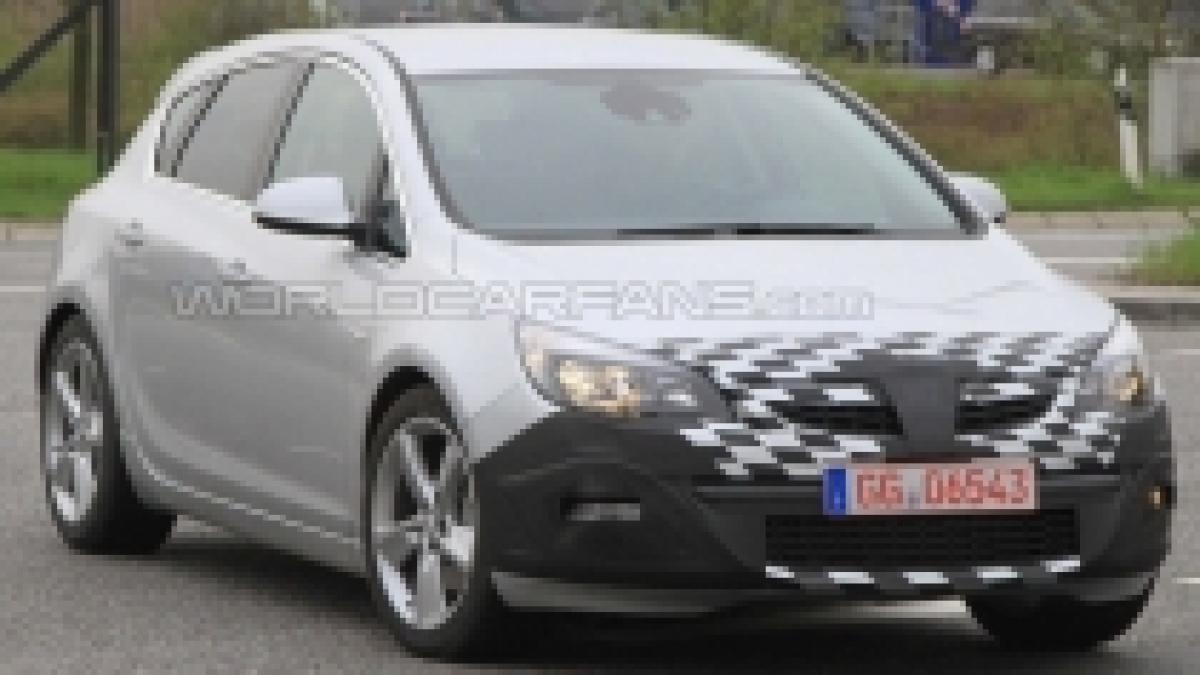 viitorul opel astra gsi surprins in fotografii spion foto