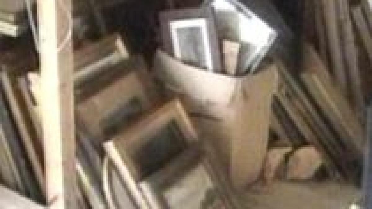 300 de tablouri falsificate descoperite in urma unor perchezitii in chiajna video