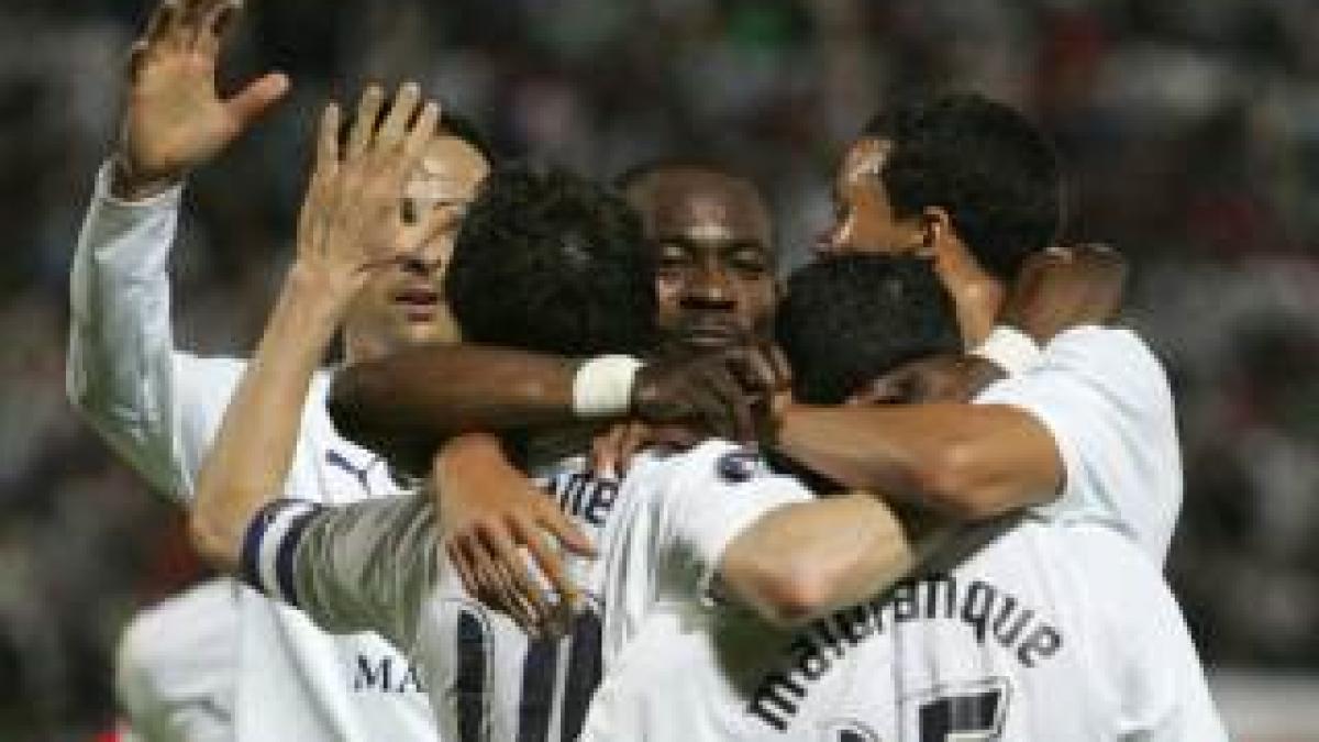 arsenal isi ia adio de la titlu dupa primul esec din ultimii 10 ani in fata rivalei tottenham