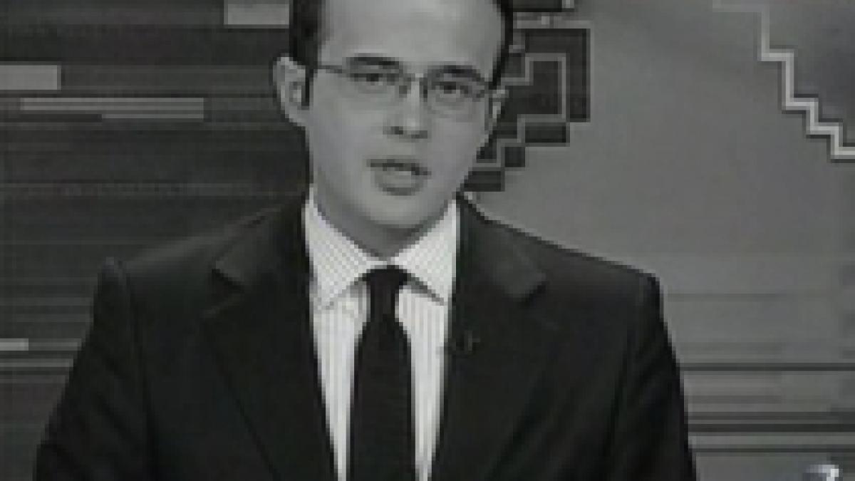 sinteza zilei varianta comunista gadea il elogiaza pe basescu iar stan il imita pe ceausescu video