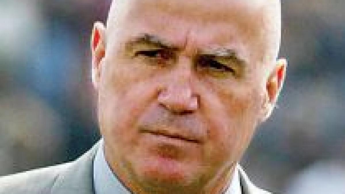 titi dumitriu prezentat oficial drept noul antrenor de la poli iasi