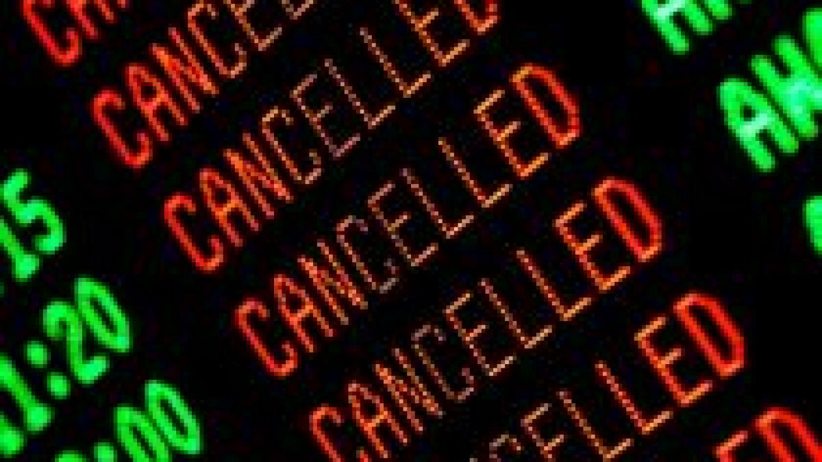 peste 120 de curse sunt anulate la otopeni si baneasa trenurile si autocarele alternative la