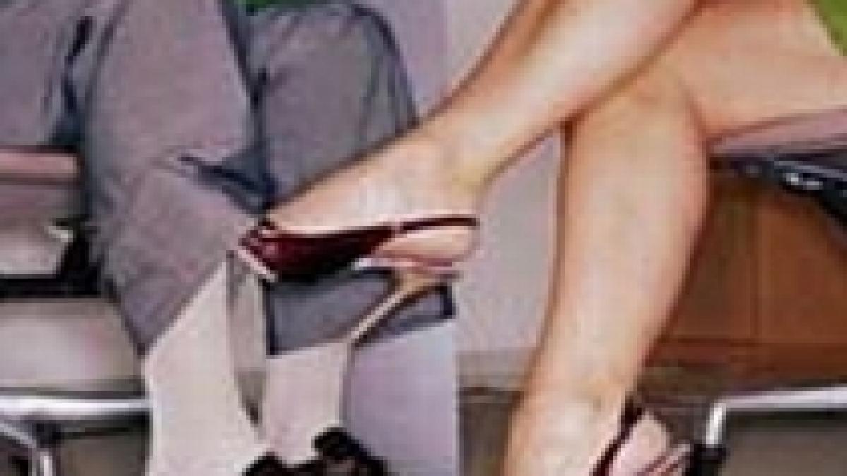 sondaj 12 dintre romani ar apela la sex pentru un salariu mai mare