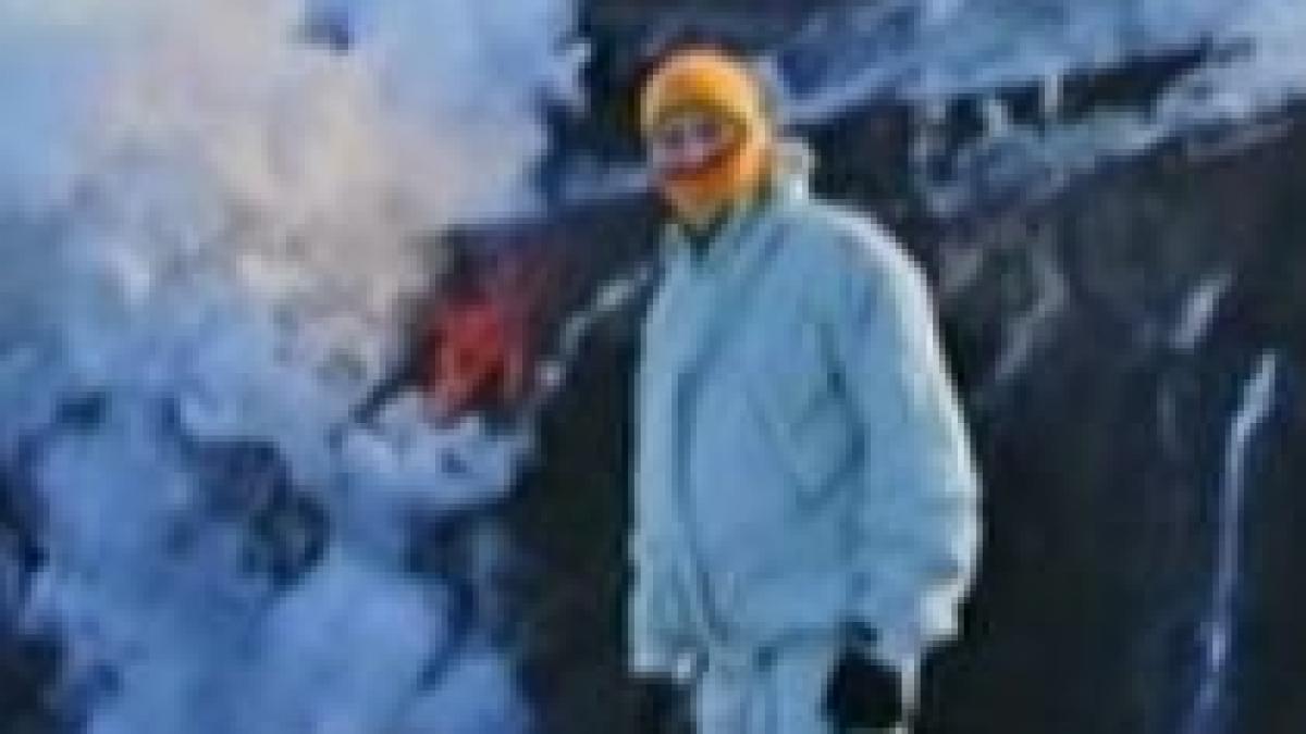 un roman a fost martorul eruptiei vulcanice care a paralizat traficul aerian video