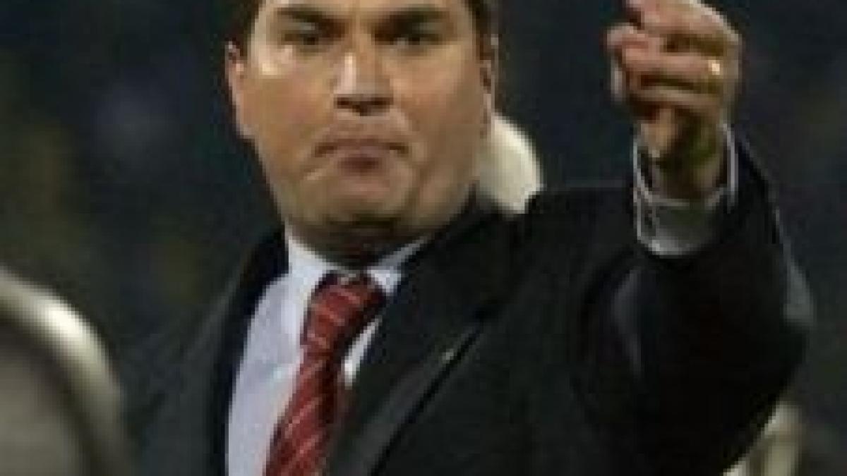 borcea ii pune pe dezertori sa aleaga scuze in genunchi in fata fanilor sau amenzi unice in europa