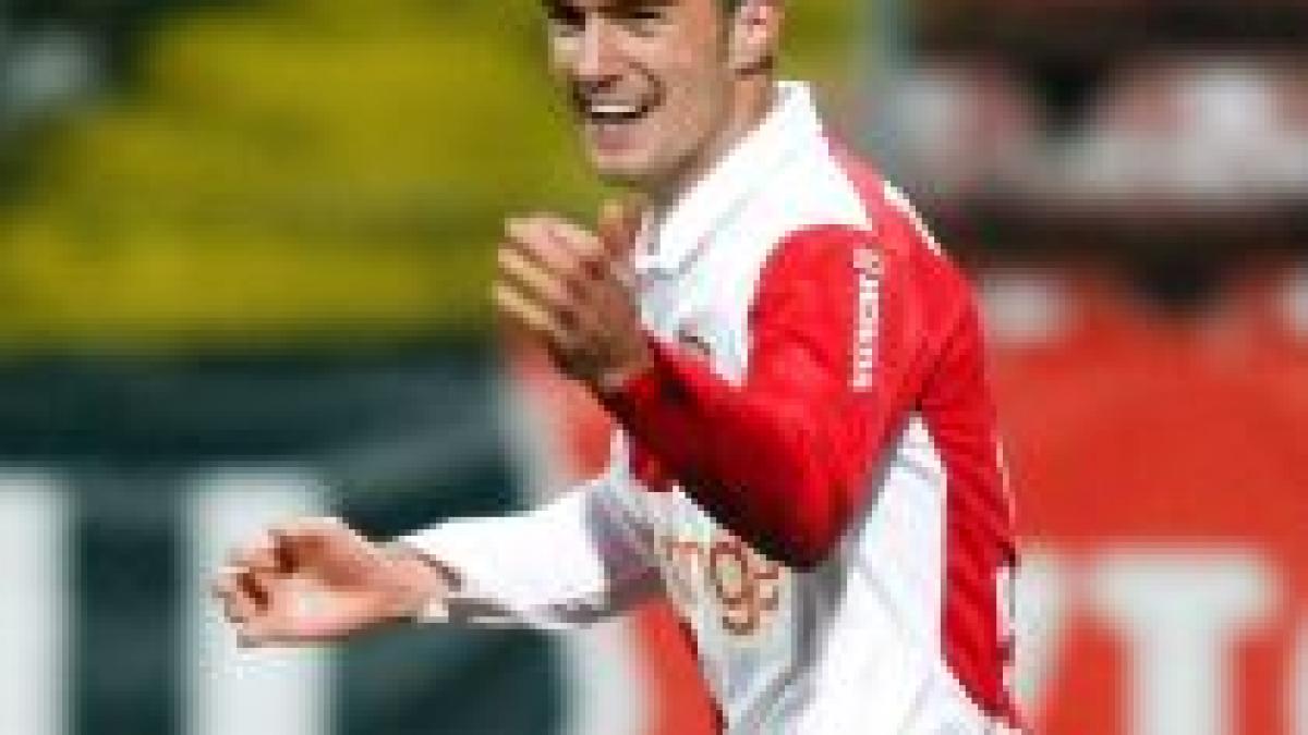 marius alexe isi cere umil scuze si este reprimit in lotul lui dinamo