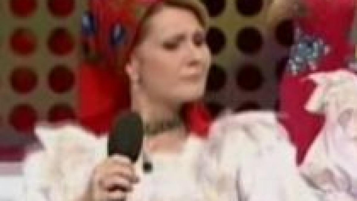 alessandra stoicescu s a apucat de cantat muzica populara video