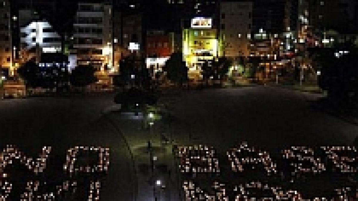 japonezii protesteaza contra bazelor americane