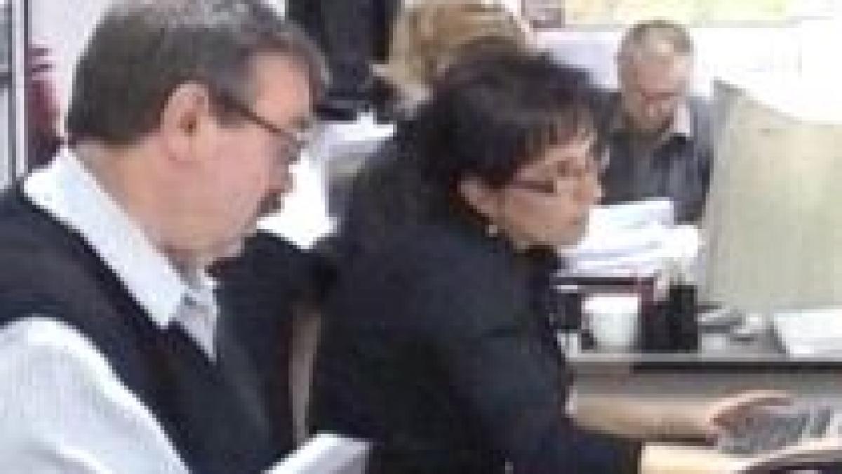 angajatii primariei bistrita vor primi bani pentru vitamine video