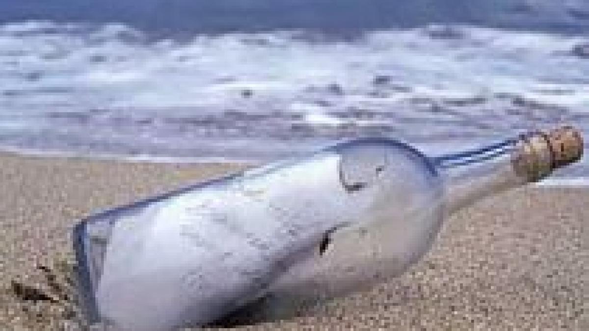 mesaj in sticla lansat la apa de un belgian in urma cu peste 30 de ani gasit de o britanica