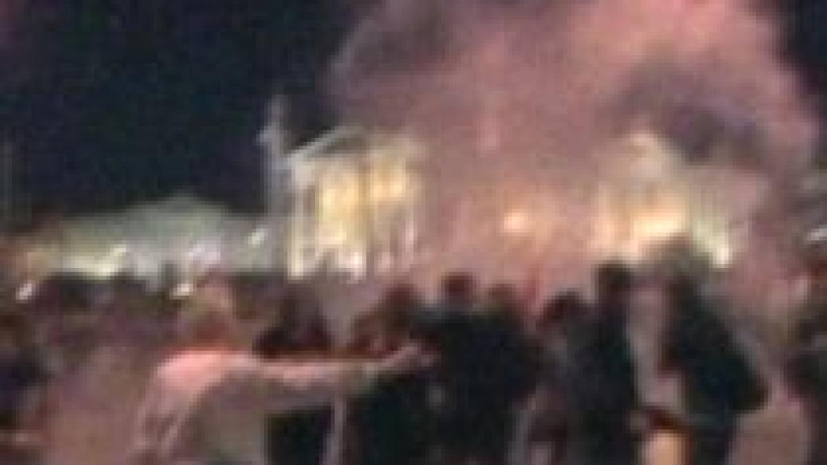 proteste violente in atena politia a folosit gaze lacrimogene impotriva manifestantilor video