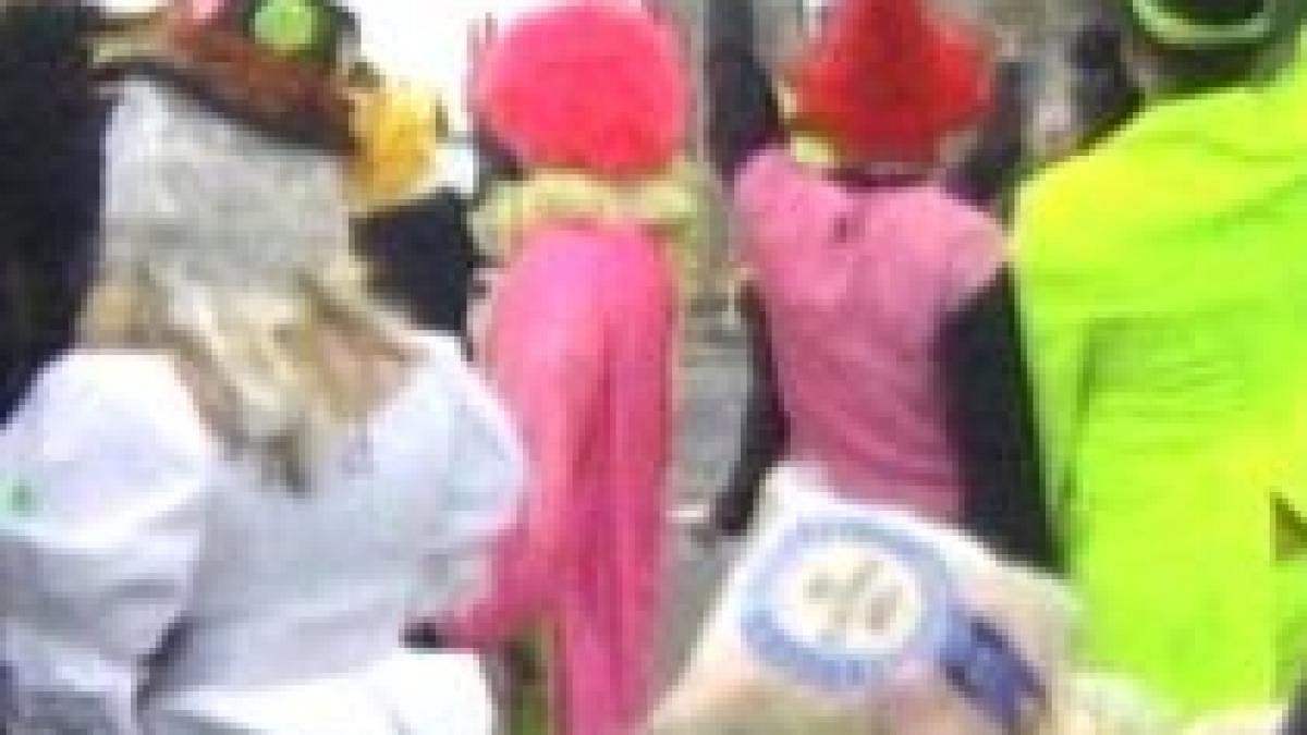 candidaturi excentrice la alegerile din marea britanie partidul traznitilor inscris in cursa video