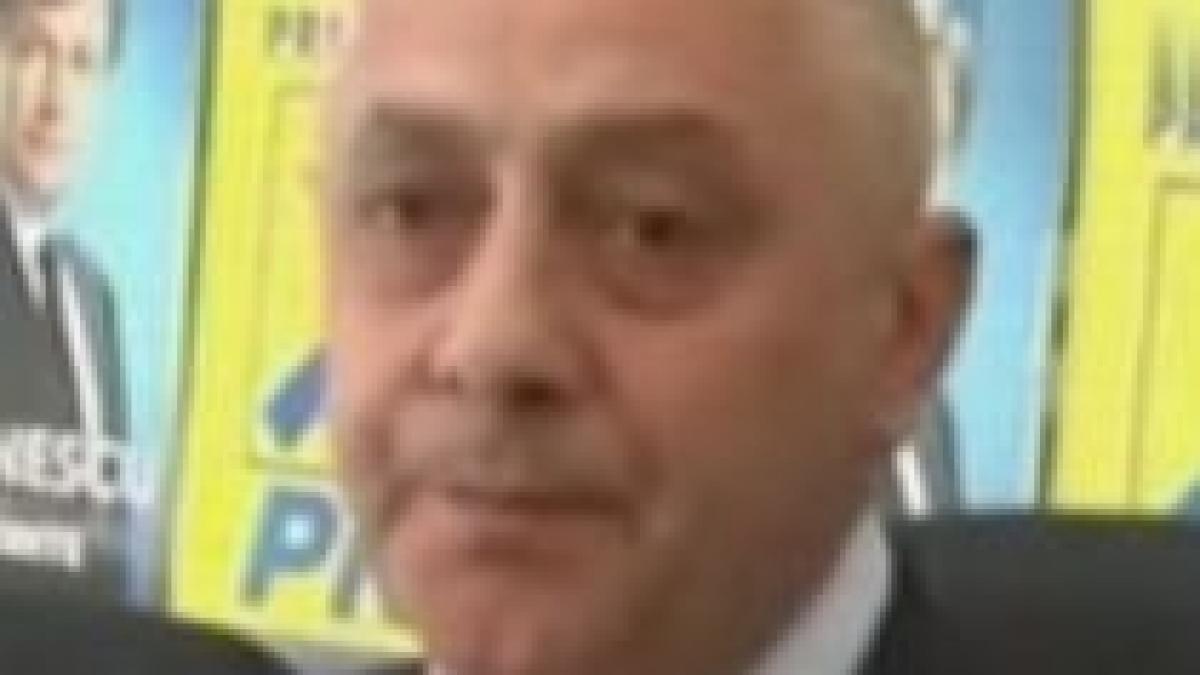 fostul primar cristian anghel si a luat ramas bun cu lacrimi in ochi inainte de a fi reincarcerat