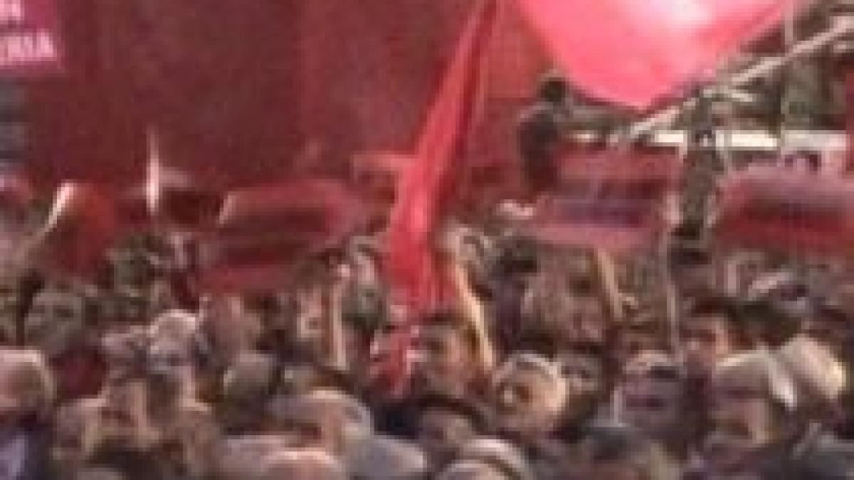 protest in albania zeci de mii de oameni cer renumararea voturilor de la ultimele alegeri video