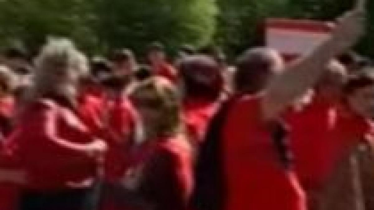 proteste de ziua muncii mii de romani au iesit in strada pentru a cere demisia guvernului video