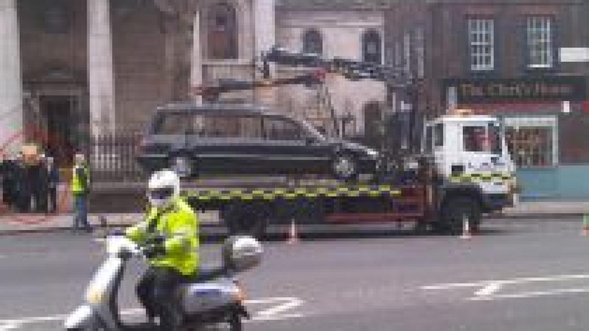 ghinionul continua si dupa moarte au ridicat dricul care trebuia sa l transporte la cimitir foto