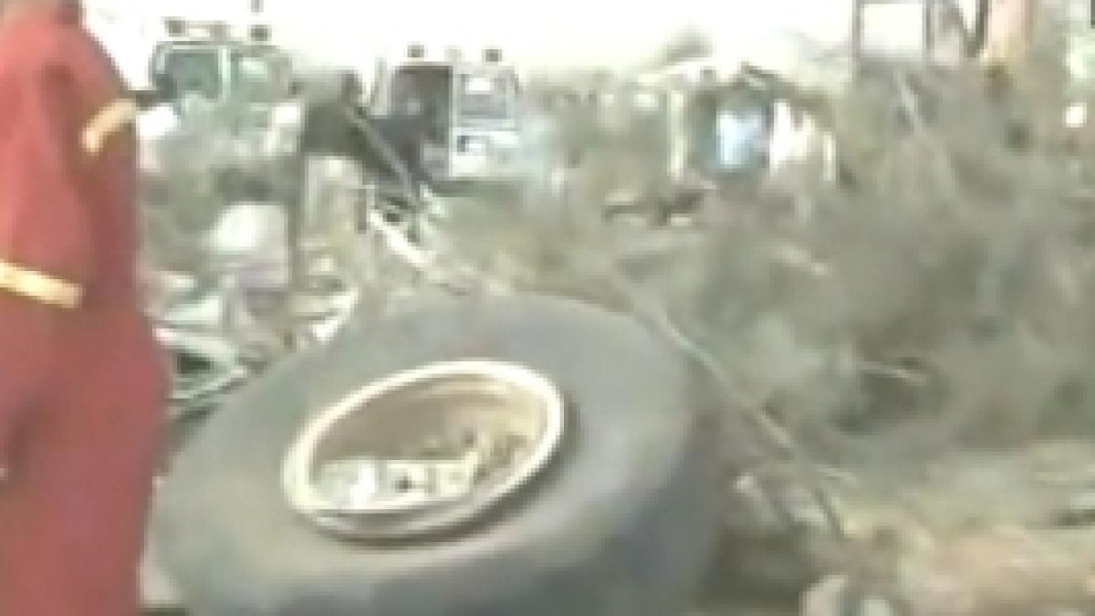 un airbus a330 s a prabusit pe aeroportul din tripoli un copil de 8 ani singurul supravietuitor