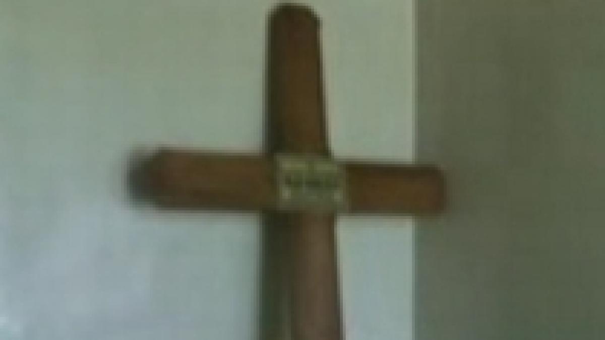 un medic chirurg din bacau a murit dupa ce s a operat singur video