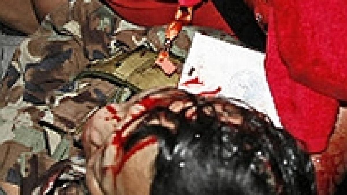 tailanda seful camasilor rosii impuscat de un lunetist in cap