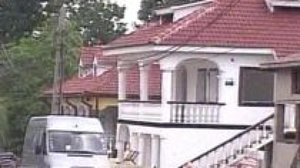 dolj somerii de lux traiesc in vile cu etaj beneficiaza de ajutor social video