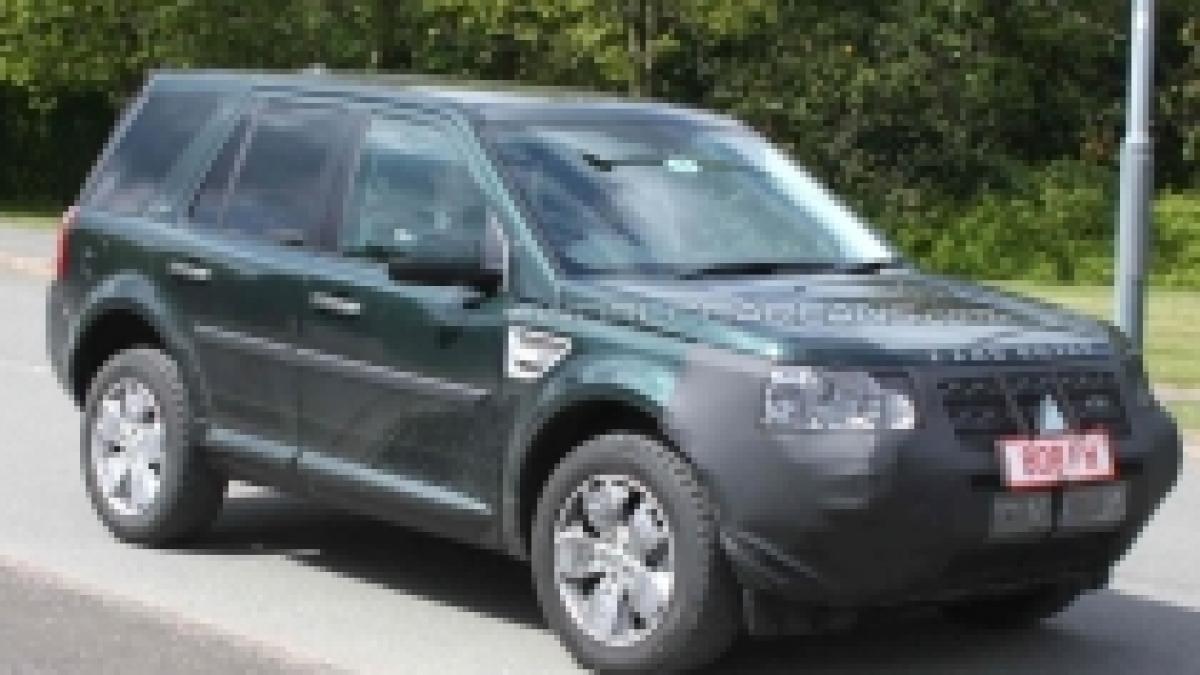 land rover freelander 2 cu facelift in primele fotografii spion foto