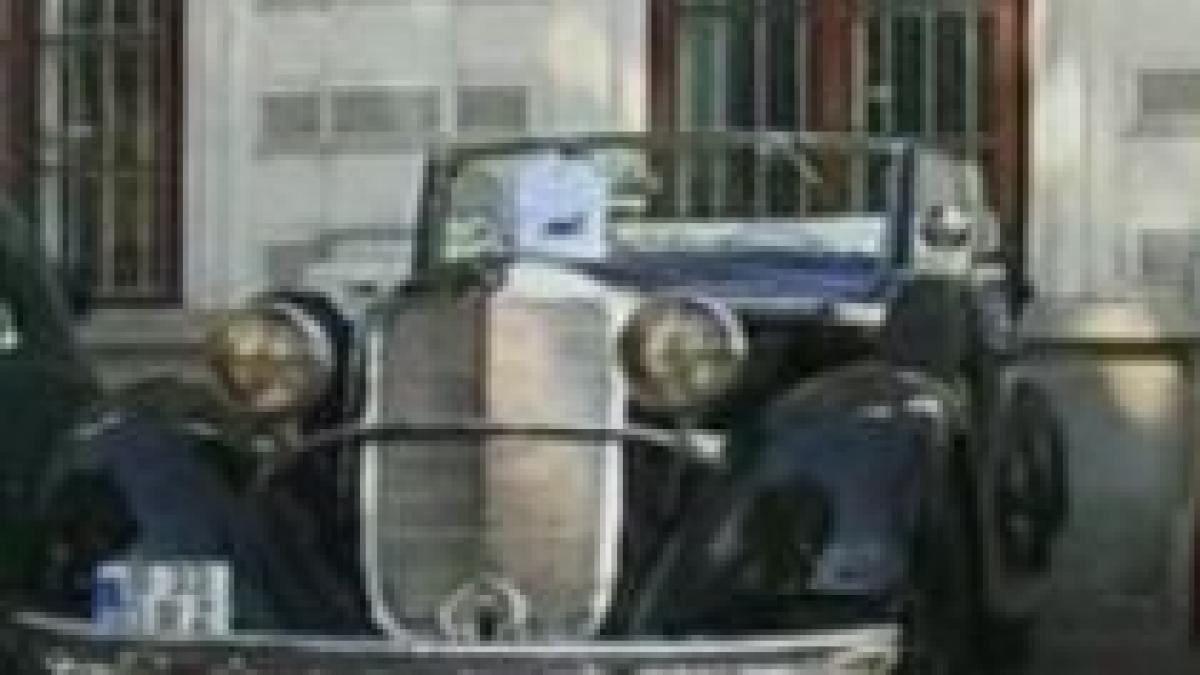 parada masinilor de epoca cel mai valoros automobil ford t din 1912 video