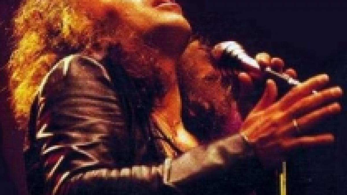 a murit ronnie james dio solistul trupei heaven hell video