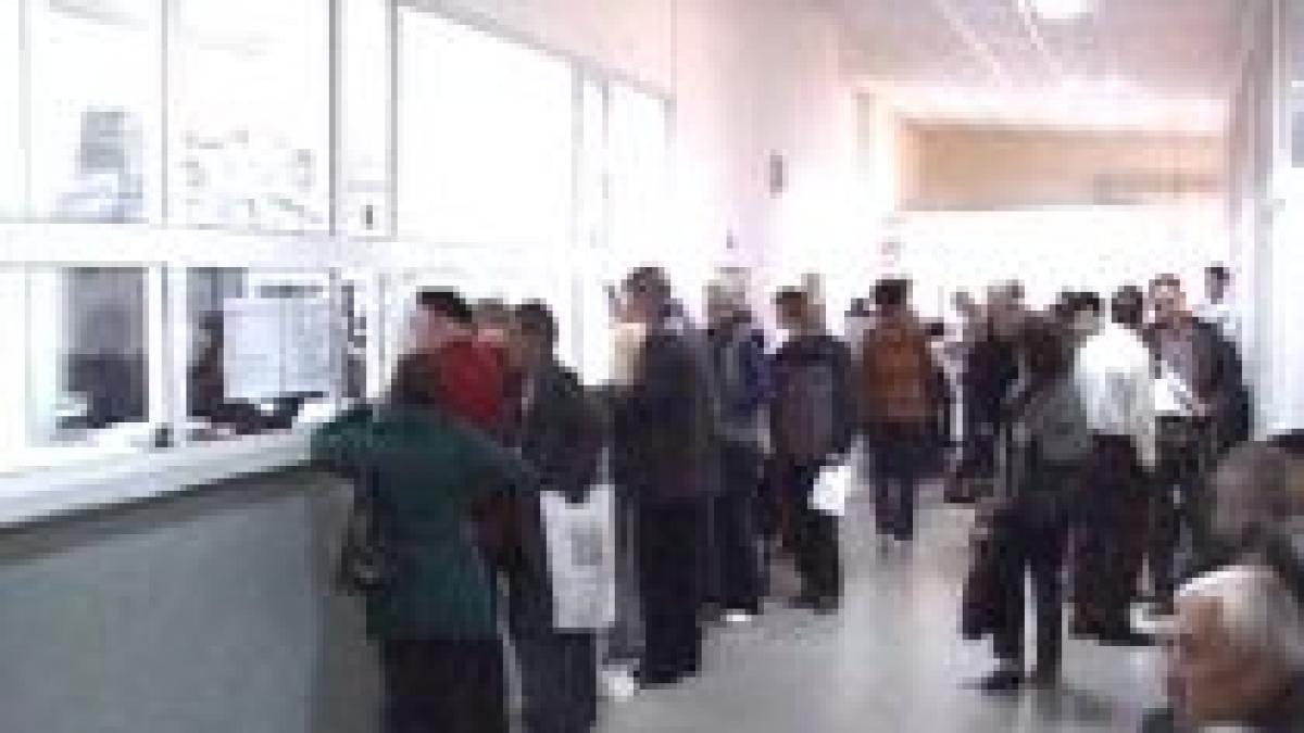 bugetarii se pensioneaza anticipat de teama reducerilor salariale video