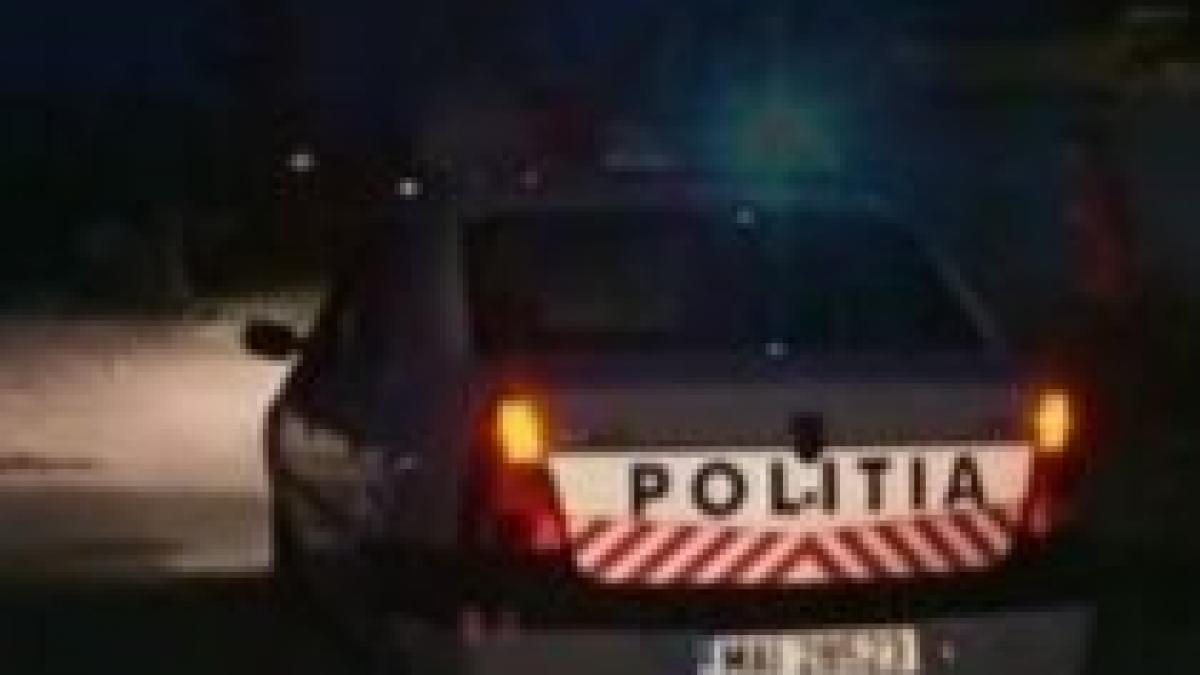 mangalia doua familii de rromi s au razboit cu bate sabii si pistoale video