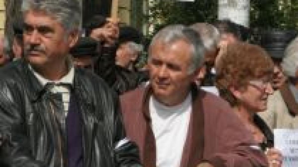 tot mai multi bugetari vor sa se pensioneze anticipat de teama masurilor anuntate de guvern