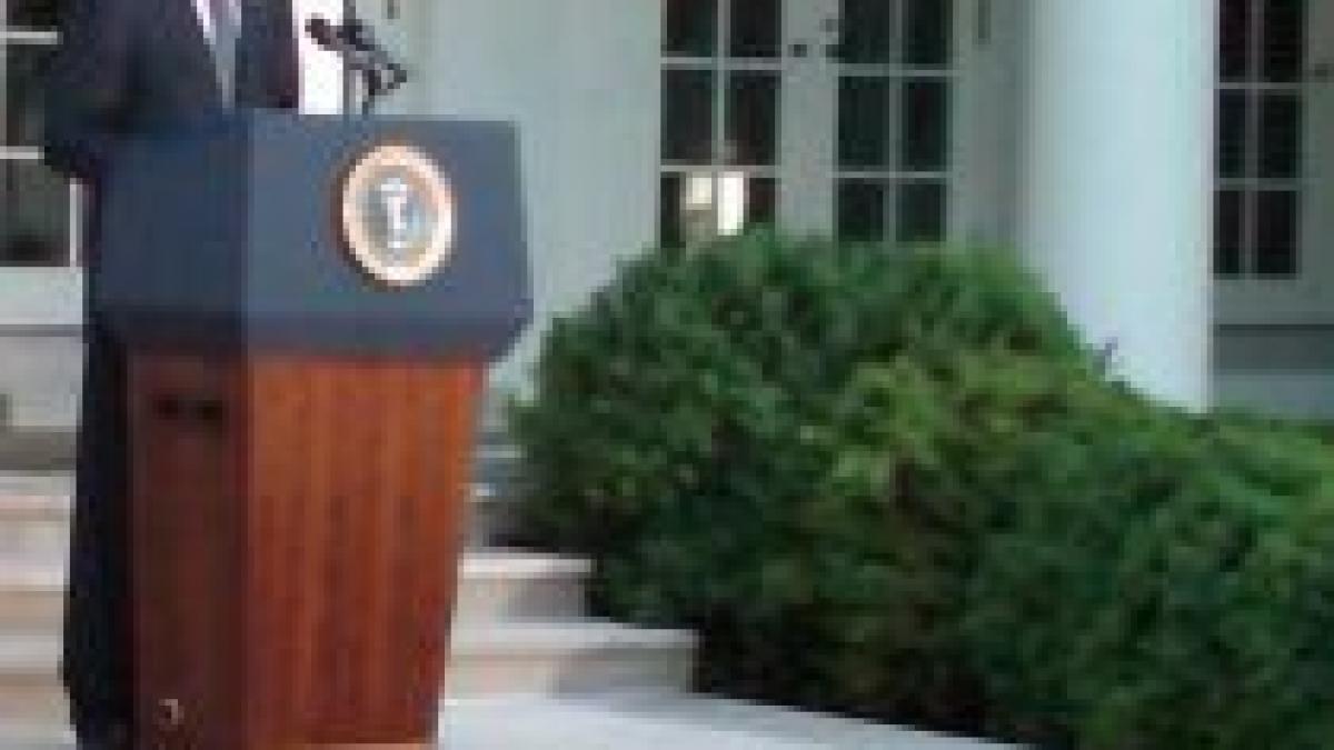 vizitator surpriza la casa alba un soarece a aparut in timpul unui discurs al lui obama