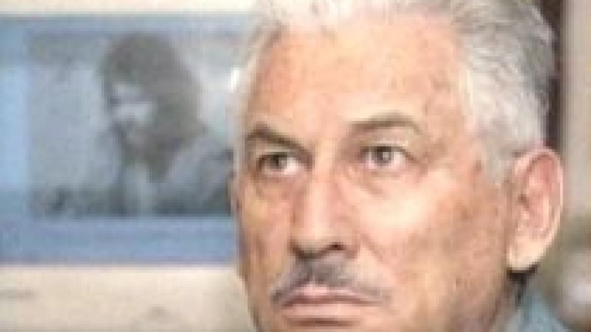 un general care l a capturat pe che guevara sub arest la domiciliu video