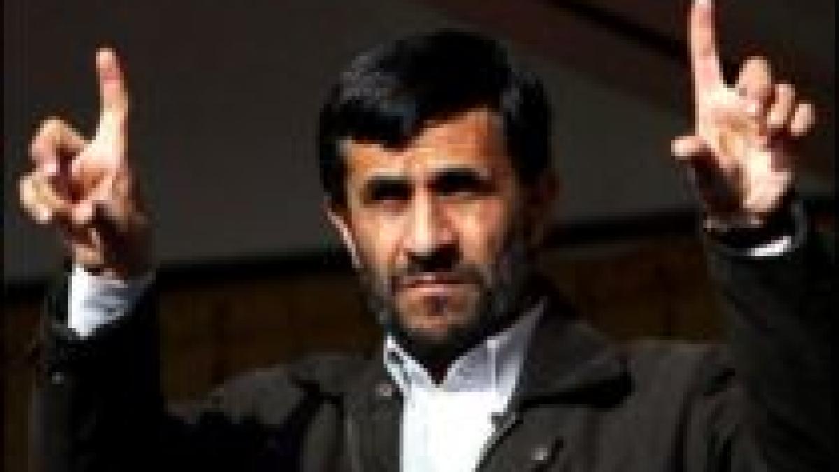 protest neobisnuit in iran in timpul unui discurs al lui ahmadinejad