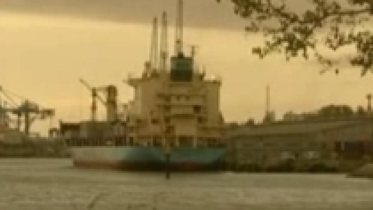 un marinar roman ar putea fi ucis marti daca proprietarul vasului nu plateste 400 000 de euro video