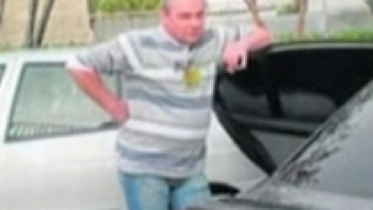 un roman din spania a murit dupa ce baraca in care locuia a luat foc video