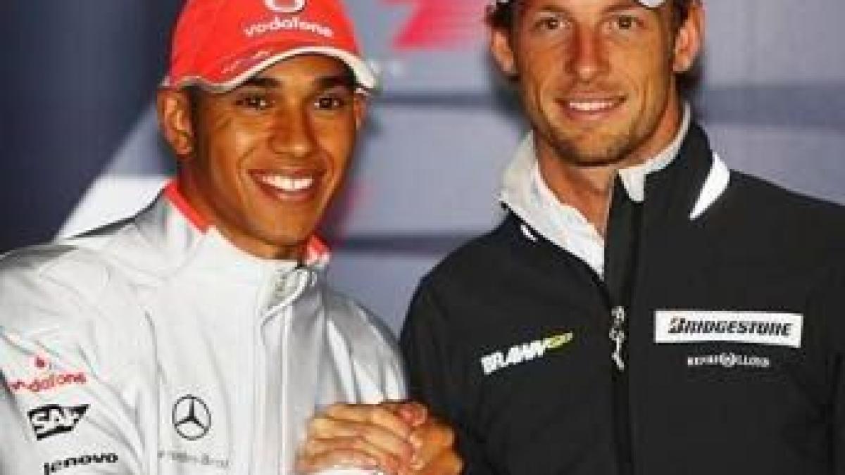 pilotii mclaren au dominat sesiunile de antrenament de la mp al turciei