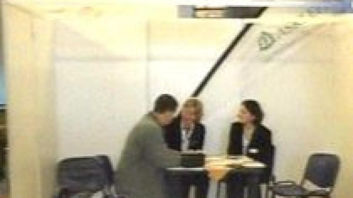 sute de cadre medicale vor sa plece la munca in strainatate video