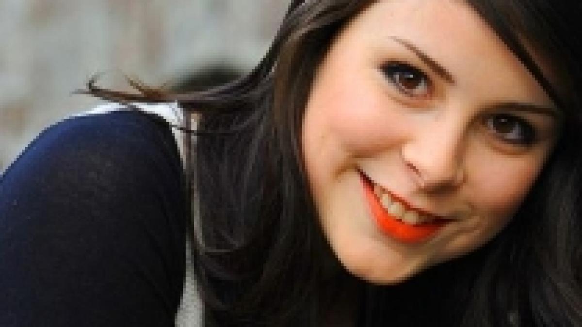 castigatoarea eurovision lena cu posteriorul la vedere video