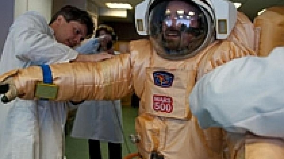 rusia incepe simularea unui zbor spre marte 520 de zile de izolare pentru 6 cosmonauti