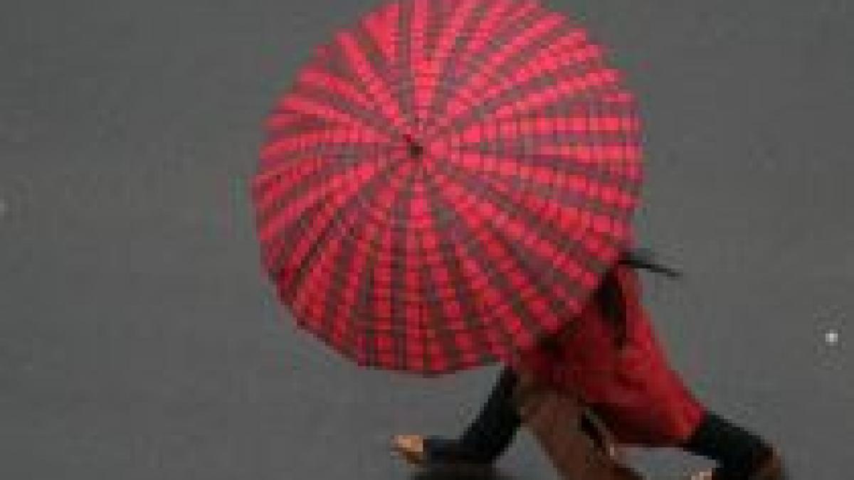 vreme capricioasa in weekend vezi prognoza meteo pentru urmatoarele doua zile